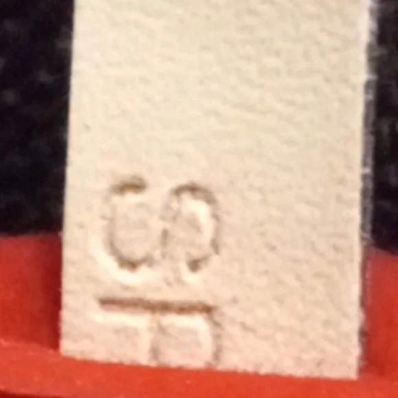 🦋Beautiful Louis Vuitton mini pochette kaki monogram bag for any occasion 🦋🦋 - Picture 7 of 7